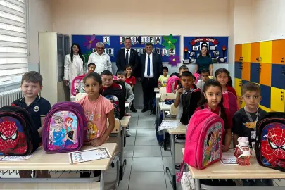 Lalapaşa’da minik öğrencilere okul desteği