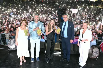 Manisa'da Alaşehir’in kurtuluşunda Merve Özbey coşkusu