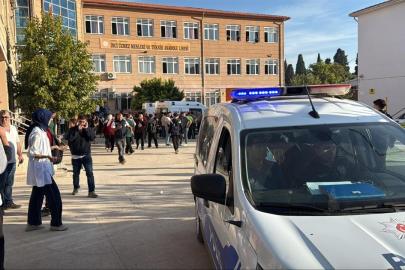 Manisa'da okula silahlı saldırı
