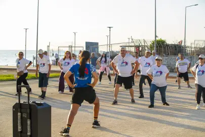 Mersin’de muhtarlarla sabah sporu