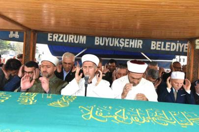 Milletvekili Mehmet Emin Öz’ün acı günü, Ahmet Turan Öz son yolculuğuna uğurlandı