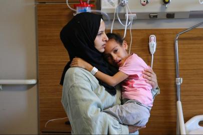 Türkiye, soykırımcı İsrail'in saldırılarında yaralanan 6 yaşındaki Sıla'nın umudu oldu