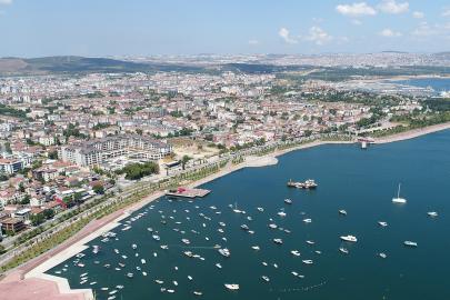 Tuzla'daki kötü kokunun kaynağı bulundu. Belediye ve polis sorumluları arıyor