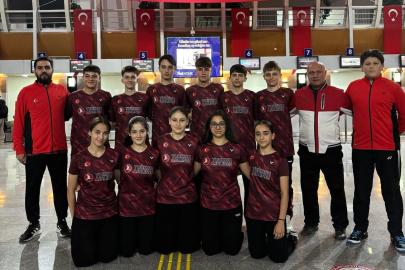 15 Yaş Altı Badminton Milli Takımı, Avrupa Şampiyonası öncesi Erzincan’da kamp yaptı