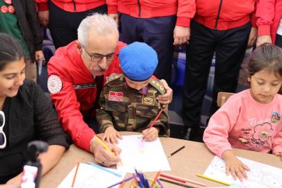 Bakan Uraloğlu, TEKNOFEST Güneydoğu'yu ziyaret etti