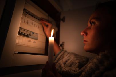 BEDAŞ elektrik kesintisi için uyardı: 15 ilçede elektrik kesintisi yaşanacak, 8 saat sürecek