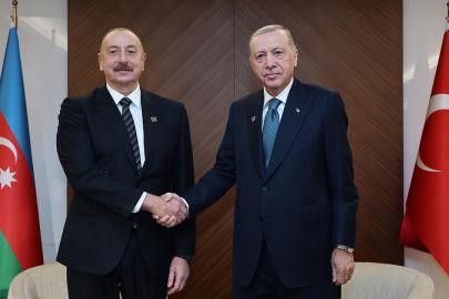 Cumhurbaşkanı Erdoğan Azerbaycan Cumhurbaşkanı Aliyev ile görüştü