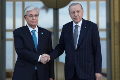 Cumhurbaşkanı Erdoğan, Kazakistan Cumhurbaşkanı Tokayev ile görüştü