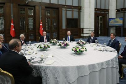 Cumhurbaşkanı Erdoğan, Yüksek Mahkeme Başkanlarıyla yemekte bir araya geldi