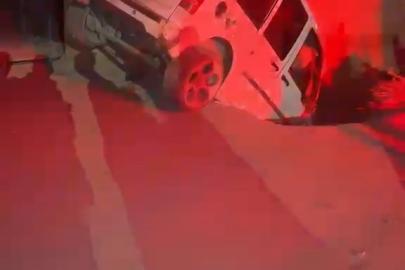Doğubayazıt’ta hayvanlara çarpan otomobildeki 3 kişi yaralandı