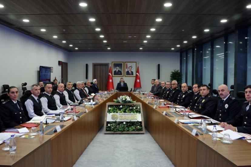 İçişleri Bakanı Çiftçi başkanlığında asayiş konulu güvenlik toplantısı yapıldı
