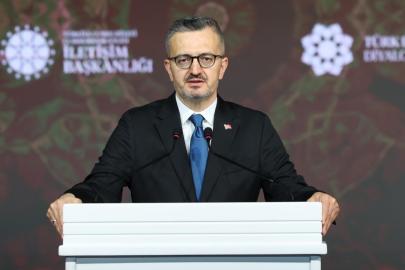 İletişim Başkanı Duran: Güzergahlar değişse de birlik olma ihtiyacımız hiç değişmemiştir