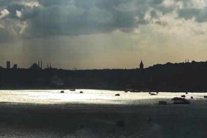 İstanbul'da hava iki günde değişecek: Önce yaz, sonra sonbahar