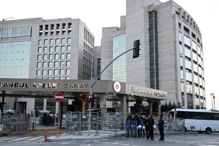 İstanbul'daki kara para aklama soruşturması: 13 şüpheli adliyede