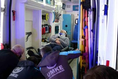 Kars’ta gerçeği aratmayan HAP tatbikatı: 10 yaralıya ekipler anında müdahale etti