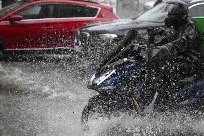 Meteoroloji'den 29 kente kuvvetli yağış uyarısı