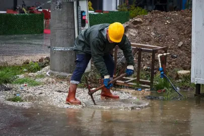 Sakarya'da sağanak yağışın izleri siliniyor
